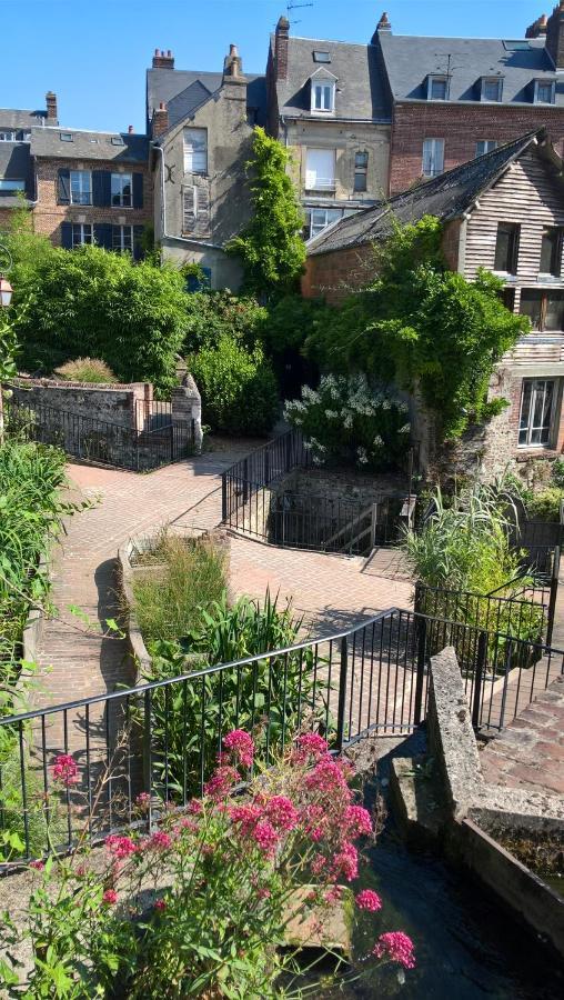 Appartement Le Louis Dort - Côte de Grâce à Équemauville Extérieur photo
