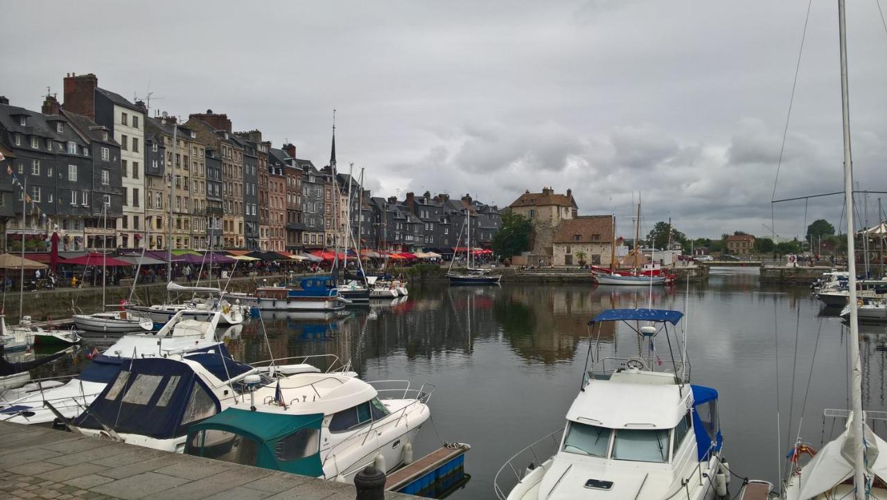 Appartement Le Louis Dort - Côte de Grâce à Équemauville Extérieur photo